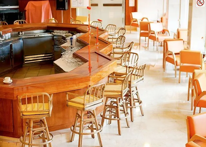 Neptuno Gran Canaria - Adults Only מלון 4*