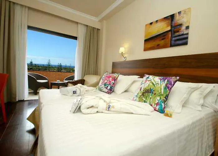 Neptuno Gran Canaria - Adults Only מלון