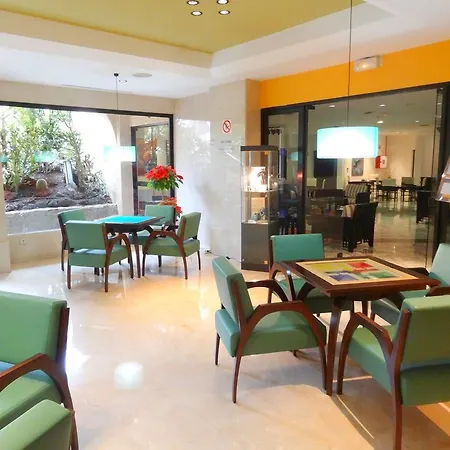 Neptuno Gran Canaria - Adults Only מלון